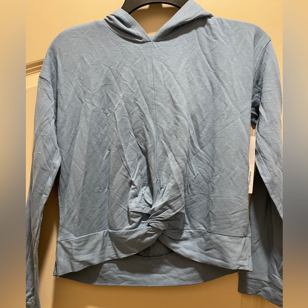 NWT! Kids Zella top